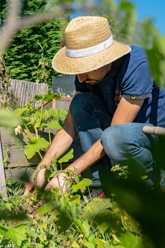 Fraise et Ciboulette entretient vos potagers urbains à Grenoble Isère